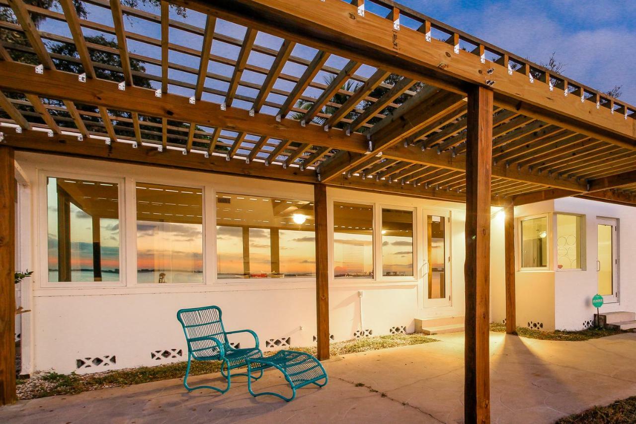 Holiday home Sunsetter On Sapphire Shores